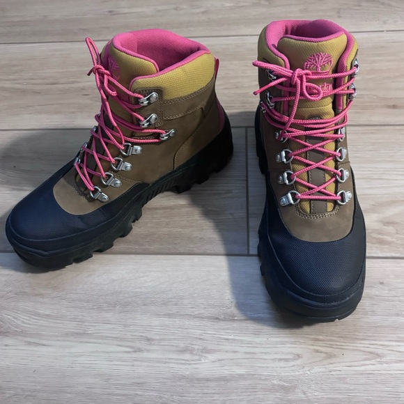 Timberland Vibram® Euro Waterproof Hiking Shoe Boot Women’s 8 - Picture 1 of 6